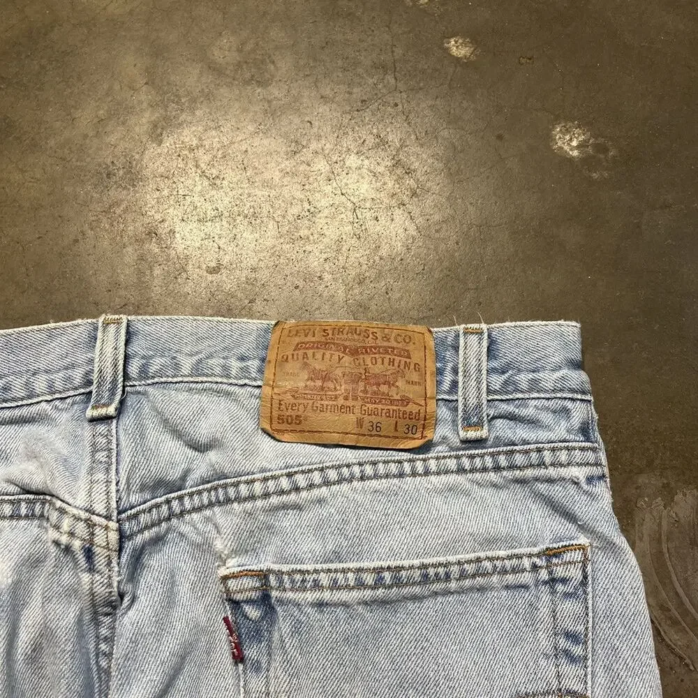 Vintage 90s Levi's 505 Blue Regular Fit Jeans 34x30